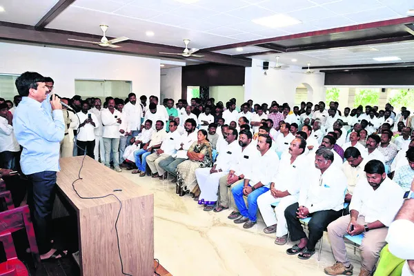 జనం మెచ్చిన వారికే టికెట్లు