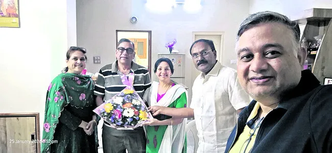 మధిర వాసికి అరుదైన గౌరవం