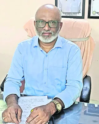 పశుశాఖ జేడీ డాక్టర్‌ ప్రేమ్‌చంద్‌కు రాష్ట్ర స్థాయి అవార