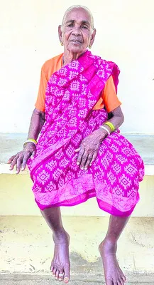 శతాధిక వృద్ధురాలు మృతి