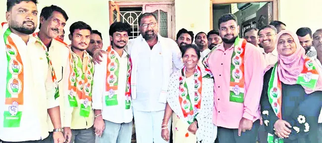 మున్సిపల్‌ ఎన్నికల్లో సత్తా చాటాలి 