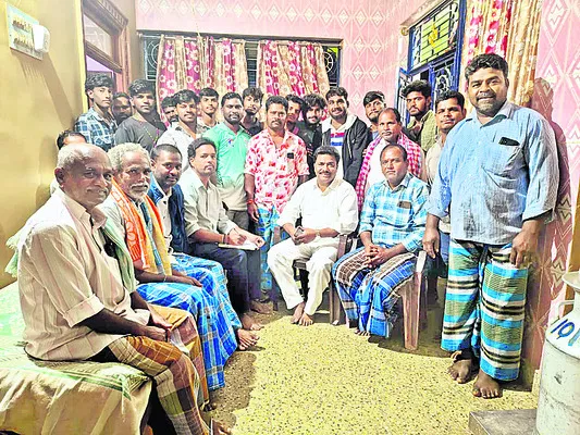 కార్యకర్తలే వైఎస్సార్‌సీపీకి బలం 