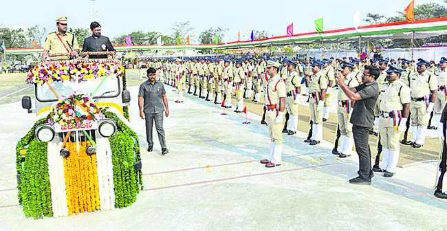 Collector Balaji, SP Vidyasagar