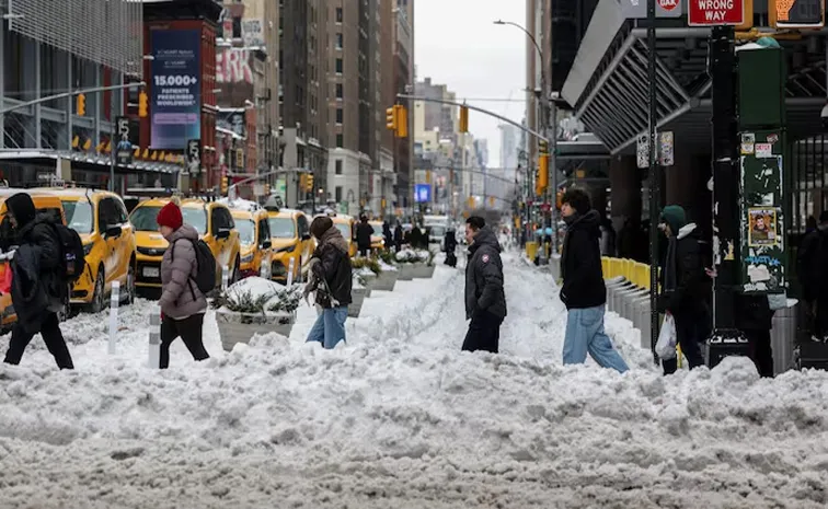 25 Died as colossal winter storm brings more snow to US, millions without power