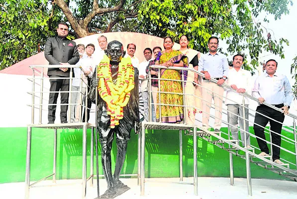 నగర ప్రగతే లక్ష్యం 