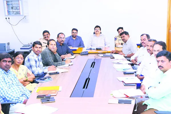 ఎన్నికల నిర్వహణకు సిద్ధంగా ఉన్నాం