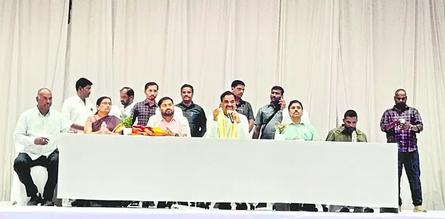 సదుపాయాలపై చొరవ చూపాలి 