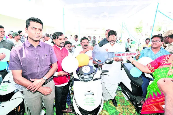 దివ్యాంగుల అభివృద్ధే ప్రభుత్వ లక్ష్యం