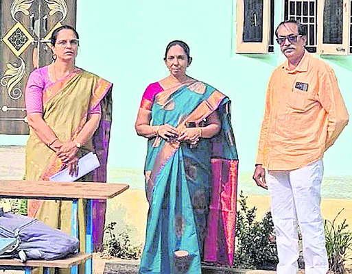 ప్రశాంతంగా ప్రారంభమైన ఒకేషనల్‌ ప్రాక్టికల్స్‌ 