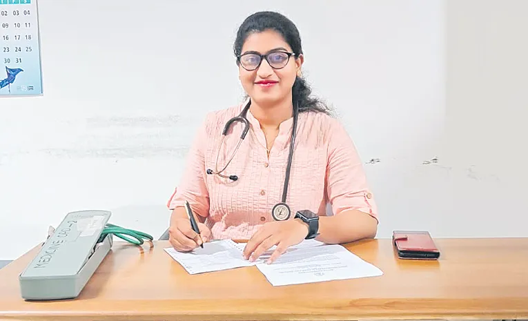 రోడ్డు ప్రమాదంలో వైద్యురాలి మృతి 