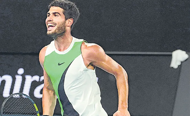 Carlos Alcaraz reaches the semi finals at the Australian Open