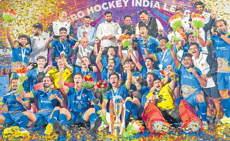 Kalinga Lancers won the Hockey India League trophy for the second time