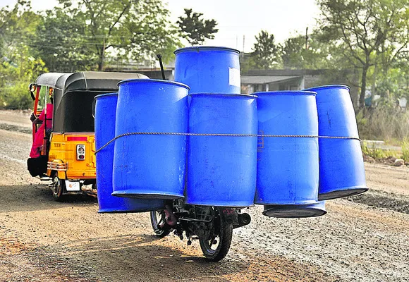 టూ వీలర్‌.. దండిగా 