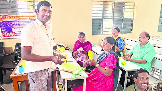 ఆటల ఆధారిత బోధనతో పిల్లల సమగ్రాభివృద్ధి