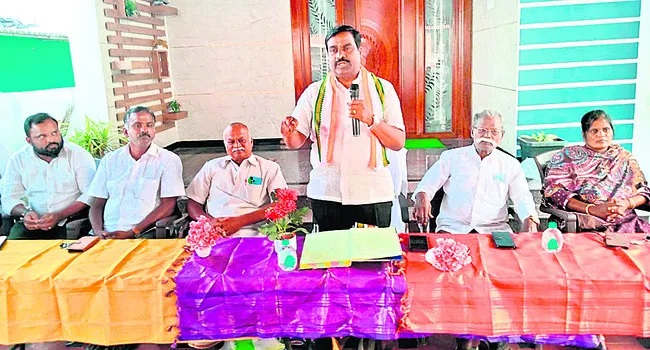 ఎన్నికలకు సిద్ధం కావాలి
