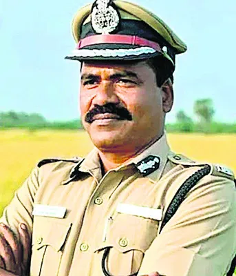 ఏడీజీపీ జయరామన్‌ సస్పెన్షన్‌ రద్దు 