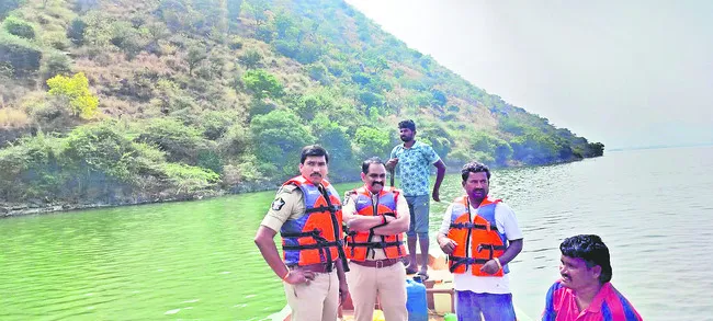 దొరకని ఆచూకీ.. 