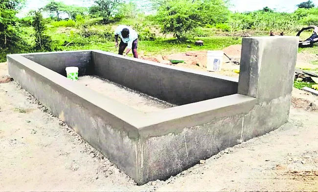 చంద్రబాబు ప్రభుత్వ నిర్లక్ష్యం.. నీరుగారిన లక్ష్యం..!