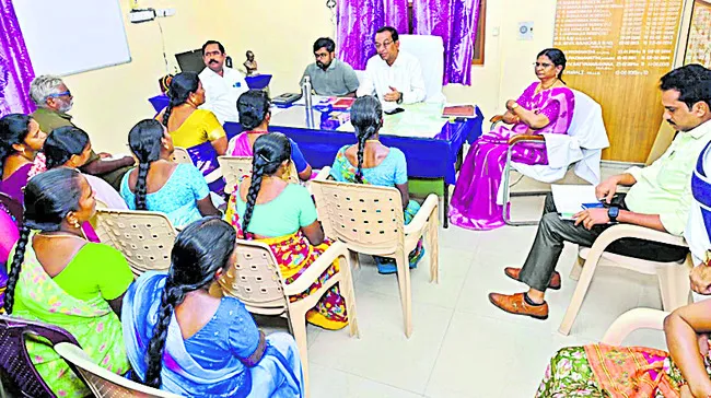 వడ్డీ మాఫీ అవకాశాన్ని సద్వినియోగం చేసుకోండి 