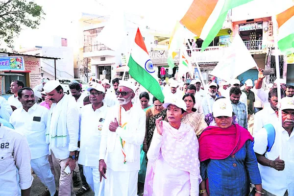 గాంధీజీ సిద్ధాంతాలను విస్మరిస్తే దేశానికి నష్టం