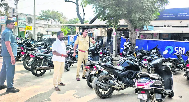 రోడ్డు ప్రమాదాల నివారణకు పటిష్ట చర్యలు 