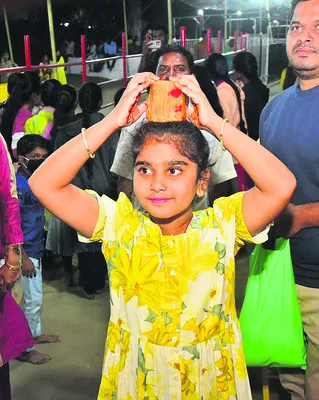 గద్దెకు చేరిన సారలమ్మ