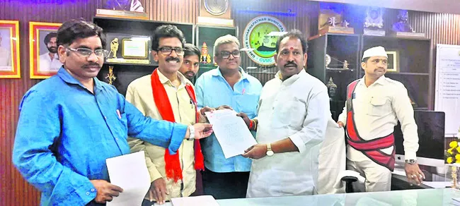 గీతం కబ్జాచేసిన భూముల క్రమబద్ధీకరణ అడ్డుకోండి.. 