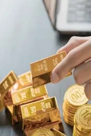 Gold Sharp Rise Looks Like a Bubble Warns Economist William Lee
