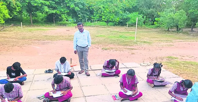 ఉదయం, సాయంత్రం ప్రత్యేక తరగతులు