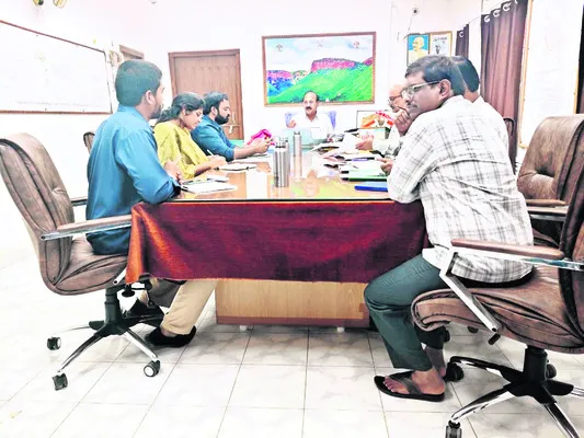 పట్టణ అభివృద్ధికి సింగరేణి సహకరించాలి