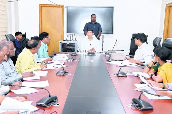 పనులు త్వరగా పూర్తి చేయాలి