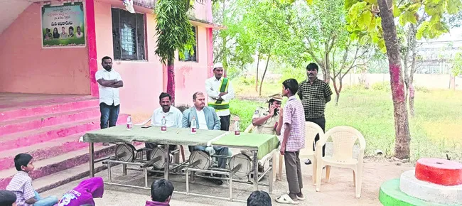 హాస్టల్‌లో న్యాయమూర్తి విచారణ