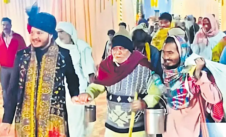 Man invites beggars wedding