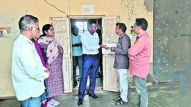 ఉపాధి పథకం పనులకు సకాలంలో చెల్లింపులు 
