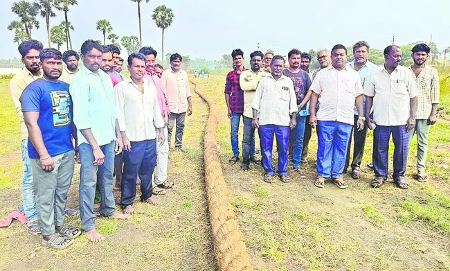 తాళ్లరేవుకు ప్రసిద్ధి