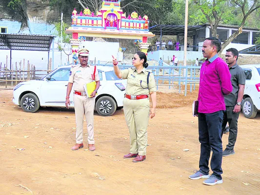 జాతరకు పటిష్ట బందోబస్తు
