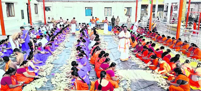 నెట్టికంటుడి హుండీ  కానుకల లెక్కింపు 