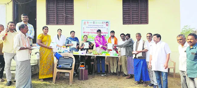 ఉచిత పశు వైద్య శిబిరాలను సద్వినియోగం చేసుకోవాలి 