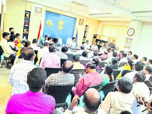 విద్యార్థుల వివరాలు నమోదు చేయాలి 