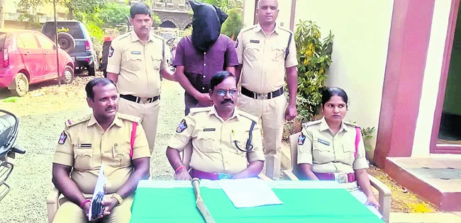 బోరు నీటి కోసమే హత్య 