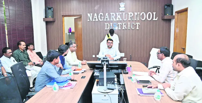 యూరియా కోసం వేచి చూడాల్సిన పనిలేదు.. 
