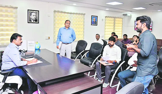 ఇసుక అక్రమ రవాణాపై ఉక్కుపాదం మోపాలి 