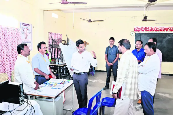 కలెక్టరేట్‌లో మీడియా సెంటర్‌