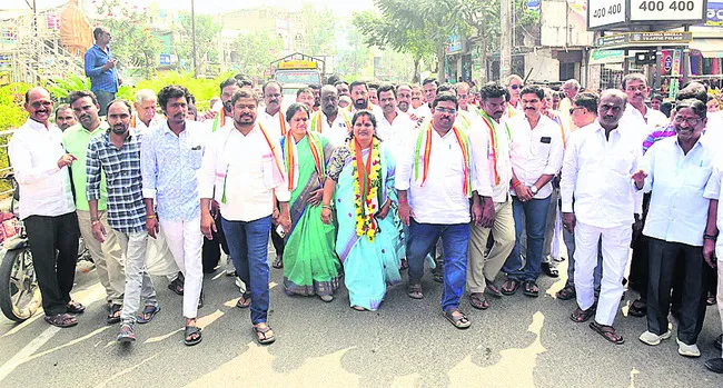 ● సిరిసిల్లలో 134.. ● వేములవాడలో 90 దరఖాస్తులు
