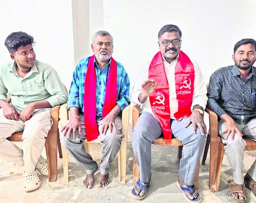 కేంద్ర చట్టాలను వ్యతిరేకిస్తూ ప్రతిజ్ఞ