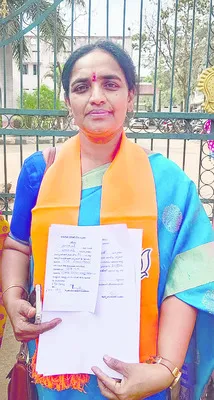 బరిలో ఉన్నత విద్యావంతురాలు 