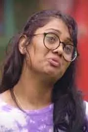 Bigg Boss Keerthi Bhat First Post After Break Up With Vijay Karthik15