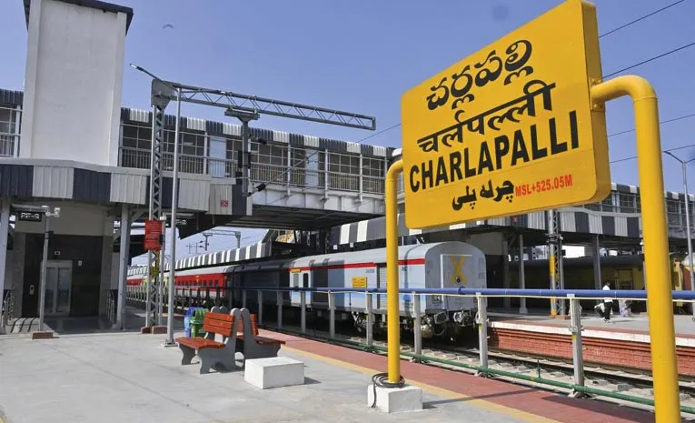 Hyderabad: ఒకే కుటుంబానికి చెందిన ముగ్గురి ఆత్మహత్య 