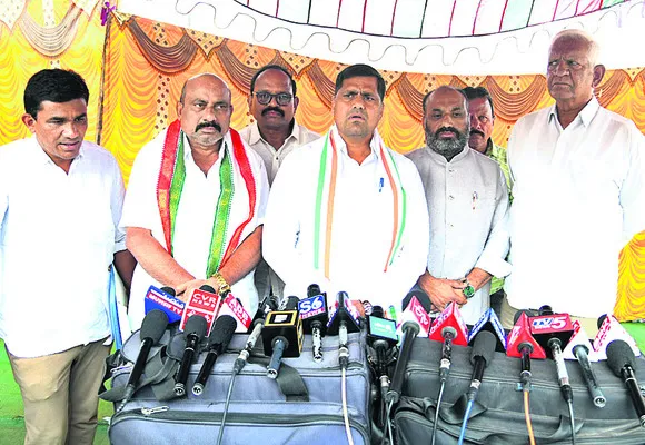 బల్దియాపై కాంగ్రెస్‌   జెండా ఎగురవేస్తాం