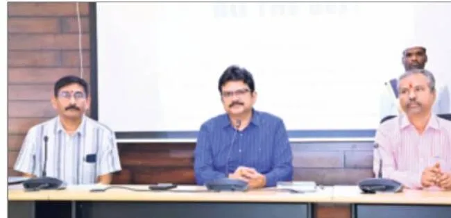 బాధ్యతాయుతంగా వ్యవహరించాలి